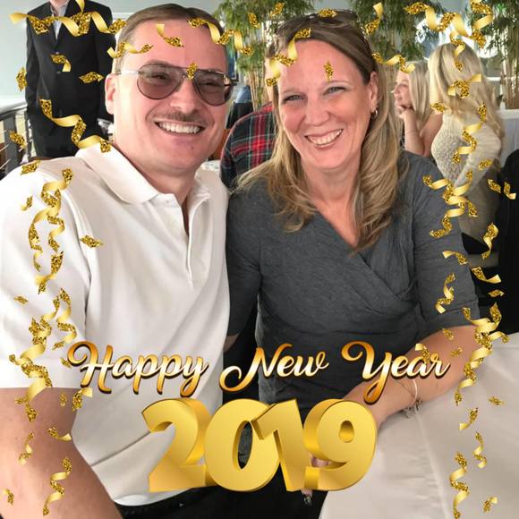 Meet your Posher, Leslie - Picture 1 of 1